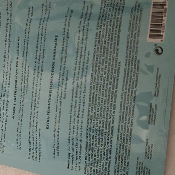 Thirsty Hands Hand Mask - Picture 9 of 9